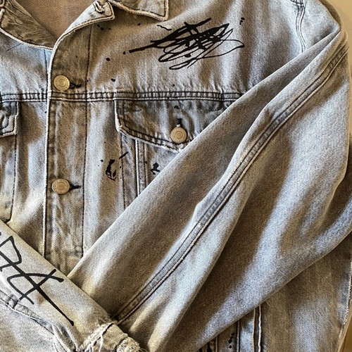 Bershka Denim Jacket size M new, grey washed with graffiti details