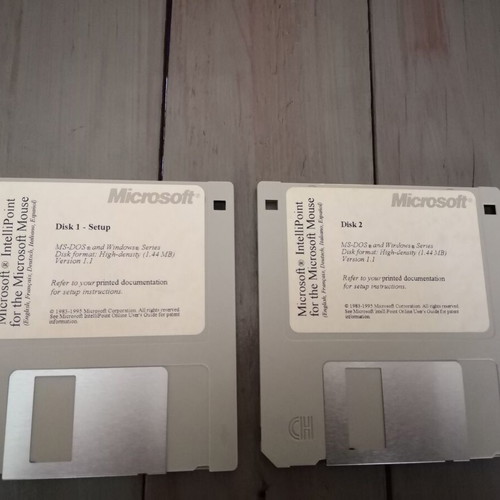 Microsoft floppy disks new, set of 2, 1.44mb 1995