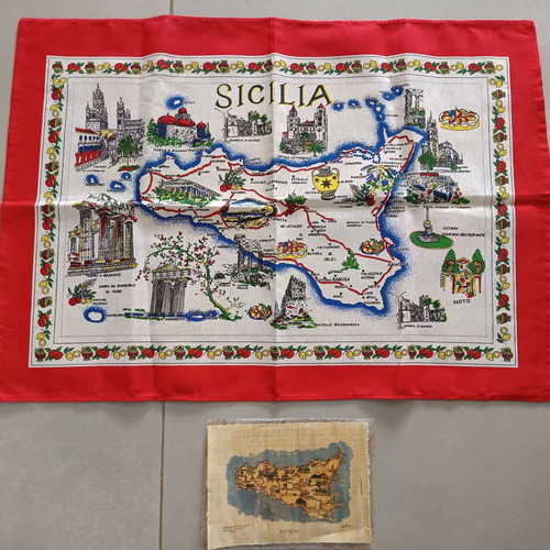 Sicilia souvenir set new with tablecloth and map