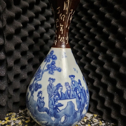 Chinese vase old like new for decoration without box
