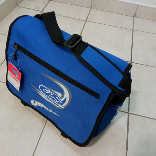 Messenger bag new blue shoulder with durable material and pockets