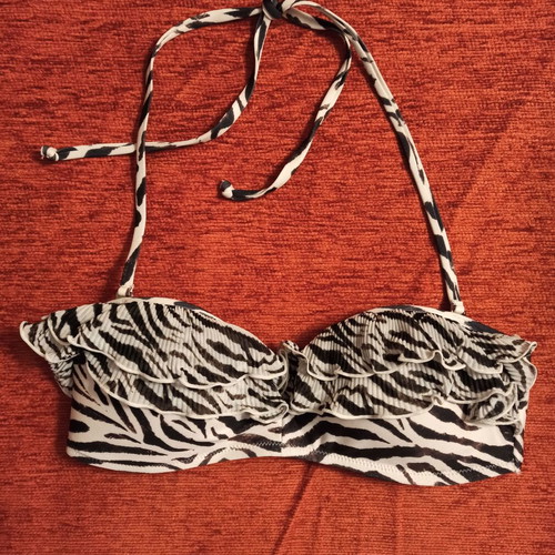 Women's bikini swimwear set like new, size Small, Sugarfree and H&M