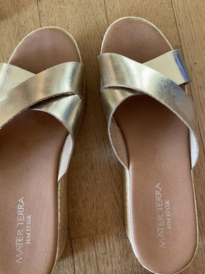 Mater Terra women's gold platform sandals like new, size 40