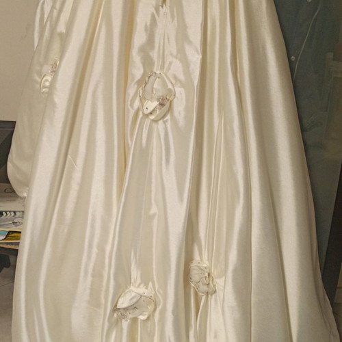 Atelier ZOLOTAS wedding dress two-piece ivory-champagne with pink embroidery