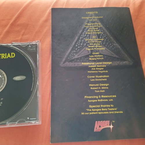 Rise Of The Triad PC like new, rare Spanish edition