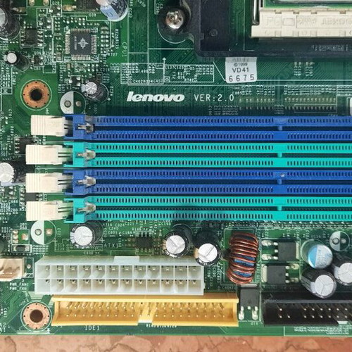 Lenovo L-A690 N1996 Ver:2.0 motherboard used with Athlon 64 X2 CPU and Kingston HyperX DDR2 1 GB RAM