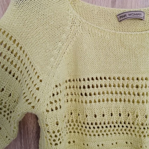 Pink woman sweater size S like new