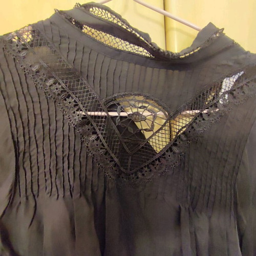 Zara black shirt like silk with lace like new size L