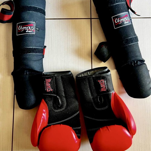Olympus Sport Boxing Gloves and Shin Guards like new for Teens