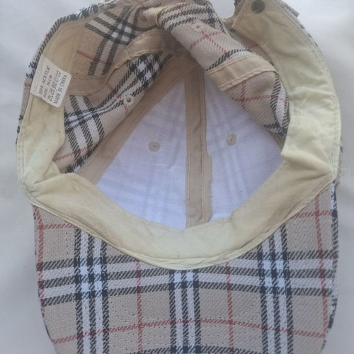 Burberry's hat large like new