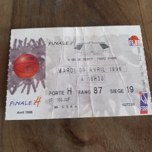 Basketball match ticket Final 4 Paris 1996 like new