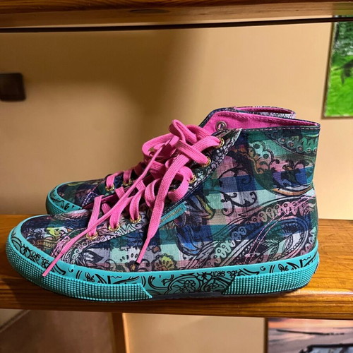 Women's sport sneakers size 40 new
