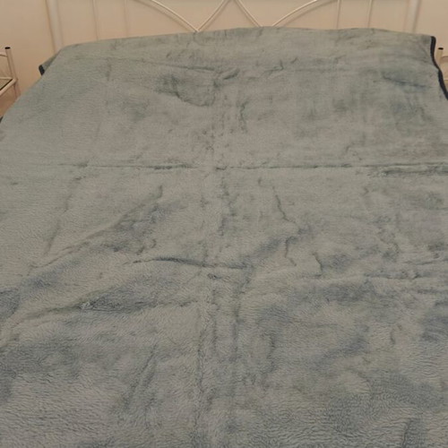 Bros A. Adamidis blanket like new, acrylic and cotton, reversible blue