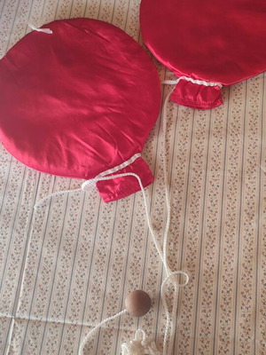 Decorative plush balloons for wall set of 2 like new