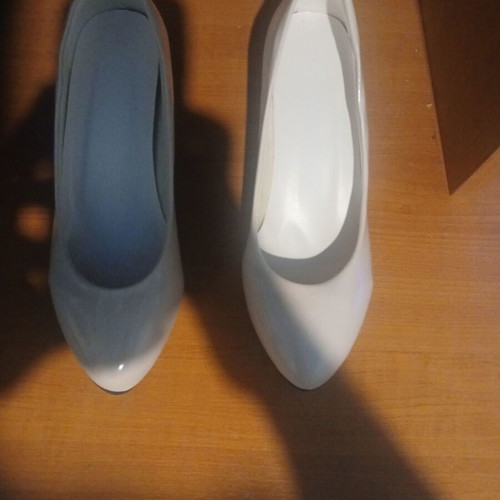 Fashion women's shoes size 39 like new, pack of 3, black and white