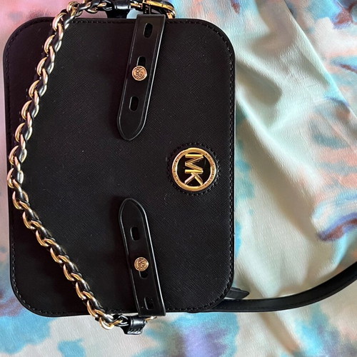 Michael Kors crossbody bag like new, leather, black with chain