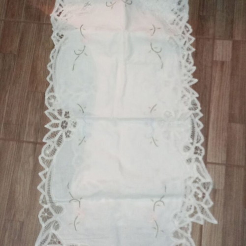 Set of 6 cutwork embroidered doilies, 100% cotton, new