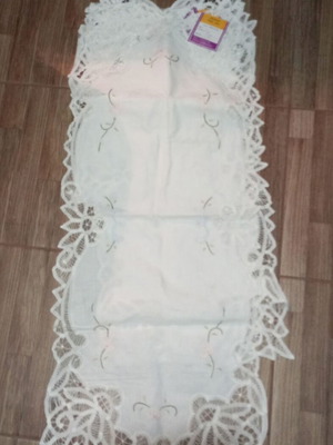 Set of 6 cutwork embroidered doilies, 100% cotton, new