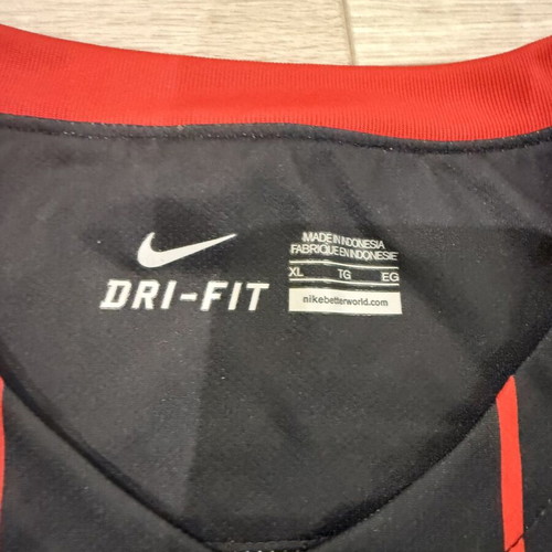 Eintracht Frankfurt 2015/16 Jersey Nike #15 Djakpa used with signatures XL