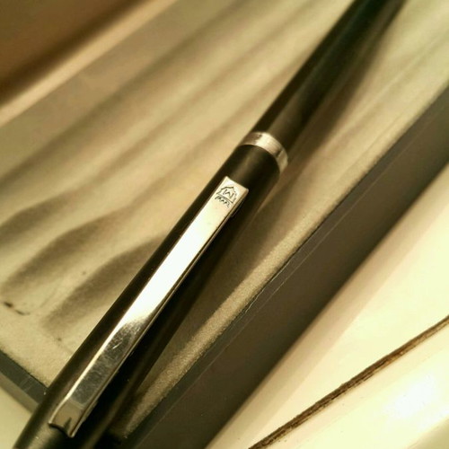 Vintage pen collectible used