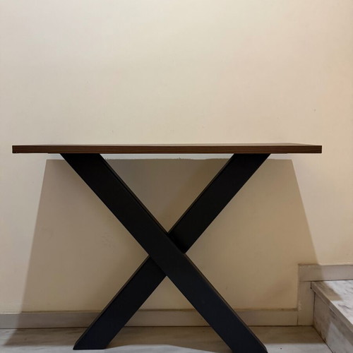 Entrance buffet like new, walnut wood with anthracite iron bases