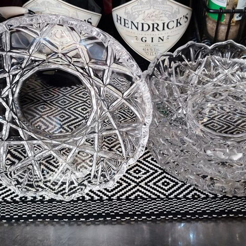 Crystal dessert plates like new, set of 4, geometric design