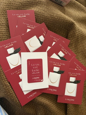 Lancome set 11 samples La Vie Est Belle L’Elixir new