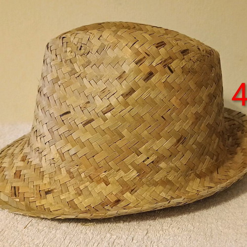 Straw hats new unisex, one size, set of 4 pieces