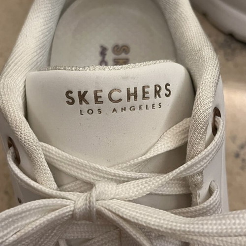 Skechers Los Angeles white sneakers new, athletic style