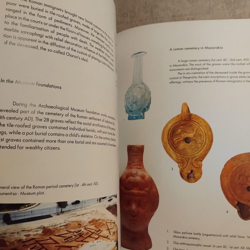 Igoumenitsa Archaeological Museum book, perfect condition