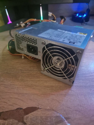 Τροφοδοτικό HP 240W μεταχειρισμένο με όλα τα καλώδια