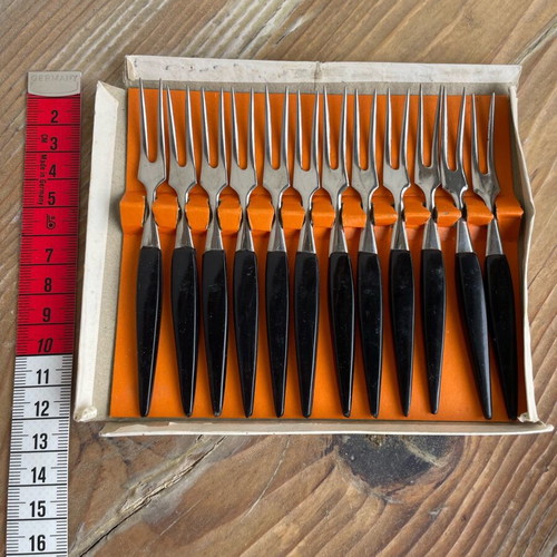 Vintage cocktail forks set of 12 like new, stainless steel with plastic handle