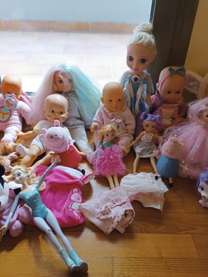 Dolls used for girls with mechanism