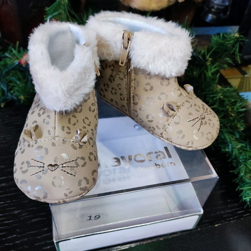 Mayoral baby bootie new size 19