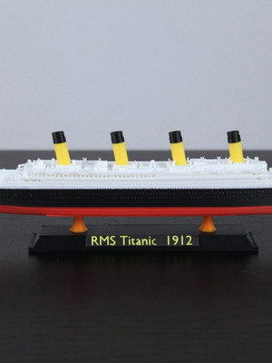 Titanic Model Scale 1:1000 made to order