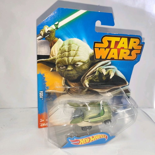 Hot Wheels Diecast Star Wars Master Yoda new