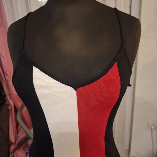 Elastic dress size M colorful like new