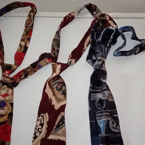Vintage ties, set of 4