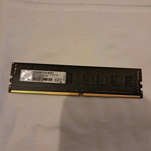 Ram DDR4 with 1×8GB module and 2400 speed for desktop like new