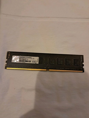 Ram DDR4 with 1×8GB module and 2400 speed for desktop like new