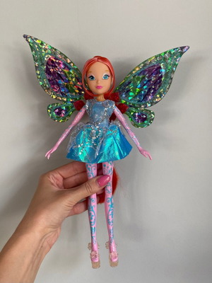 Winx Club Bloom Tynix Fairy doll used with iridescent wings