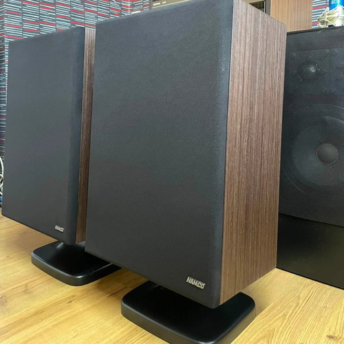 Namco NSP-558 retro speakers, closed cabinet
