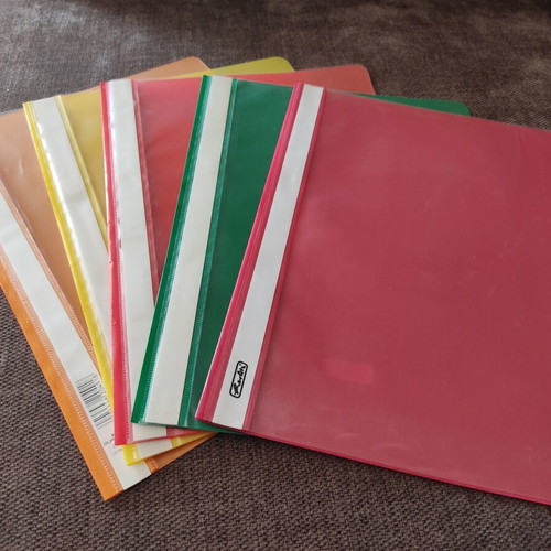 Folders used, set of 5 pieces