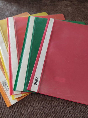 Folders used, set of 5 pieces