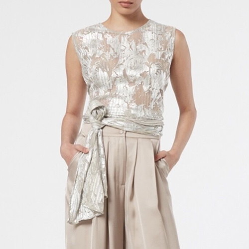 Zoya silver top like new, size M