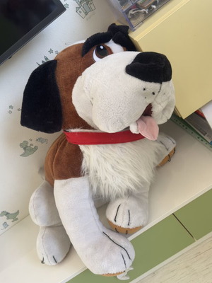 Dog plush toy 60cm like new, decorative