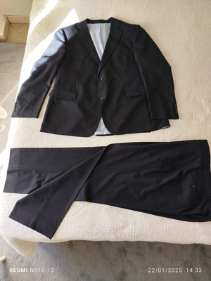 Tom Rusborg suit size 60 like new, dark blue