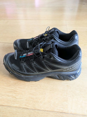 Salomon XT6 Μαύρα αθλητικά παπούτσια σαν καινούργια, μέγεθος 40 2/3