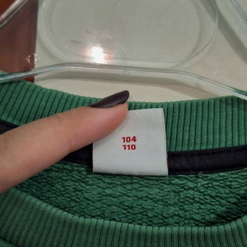 S.Oliver green sweatshirt for boy 5 years like new