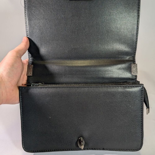 Shoulder bag like new, black